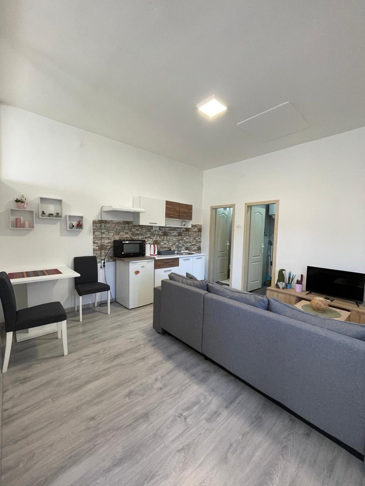 Apartman Arthur Kikinda Екстер'єр фото